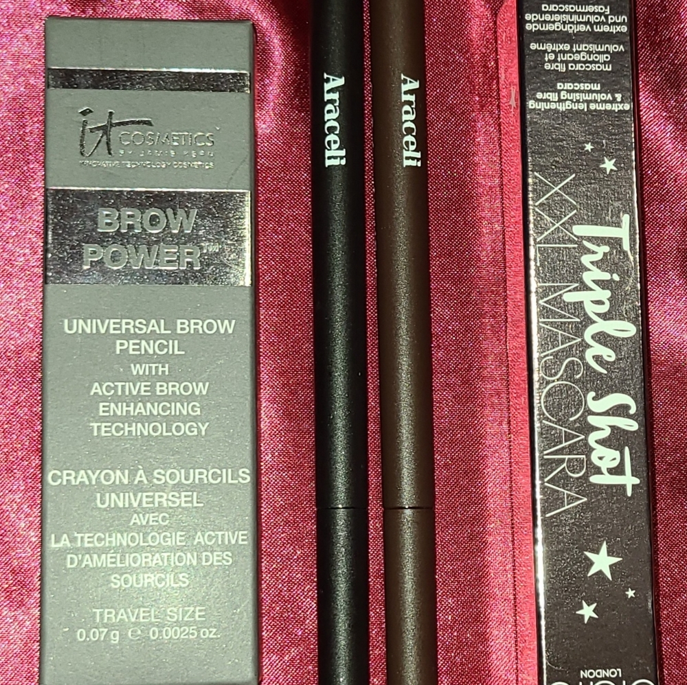 Makeup bundle - Picture 4 of 9